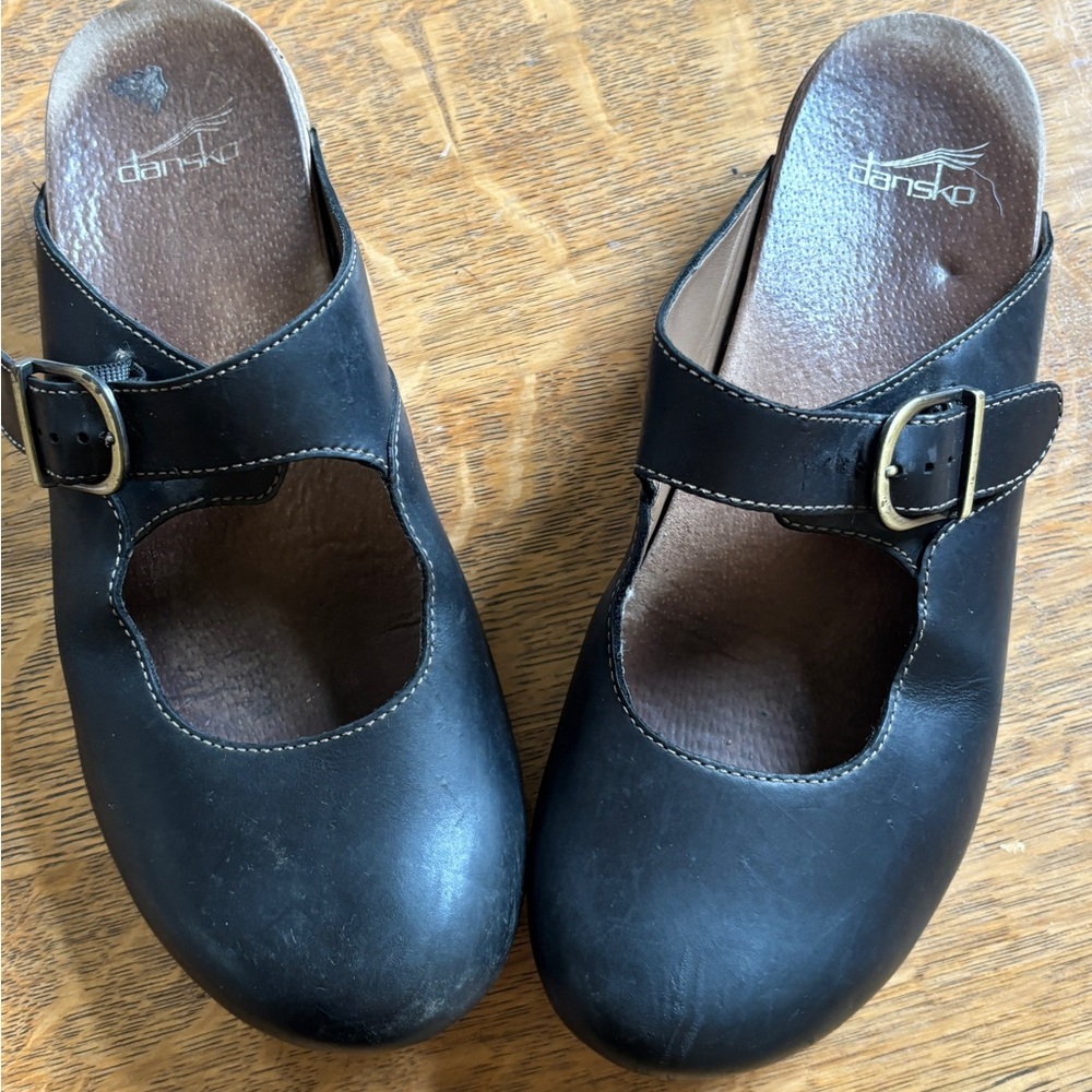 Dansko Martina Black Leather Clog Shoes